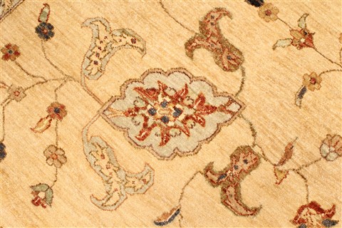 Pishavar Beige Hand Knotted 120 X 1410 Area Rug 250-28509 Image 11