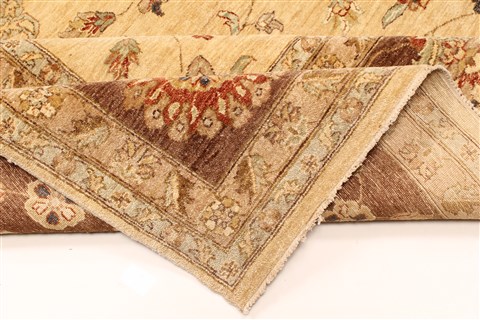 Pishavar Beige Hand Knotted 120 X 1410 Area Rug 250-28509 Image 6