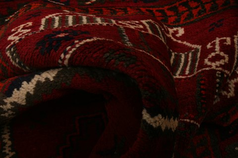 Baluch Red Hand Knotted 20 X 33 Area Rug 253-28515 Image 1