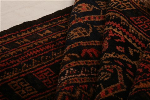 Baluch Red Hand Knotted 32 X 45 Area Rug 253-28519 Image 4