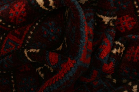 Baluch Red Hand Knotted 30 X 47 Area Rug 253-28520 Image 1