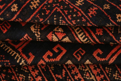 Baluch Black Hand Knotted 29 X 44 Area Rug 253-28525 Image 4
