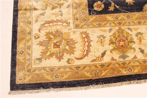 Pishavar Beige Hand Knotted 123 X 147 Area Rug 250-28527 Image 1