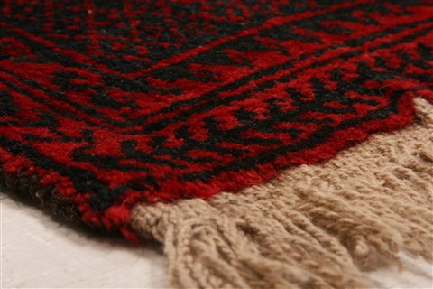 Baluch Red Hand Knotted 27 X 44  Area Rug 100-28534 Image 2