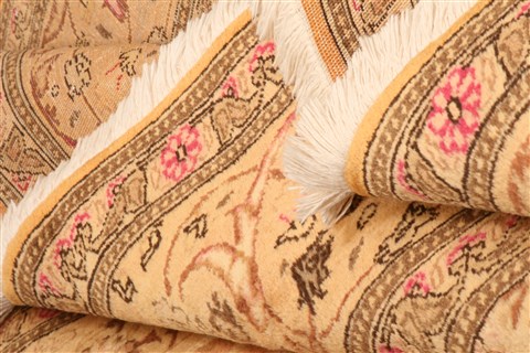 Tabriz Brown Hand Knotted 67 X 107 Area Rug 100-28541 Image 4
