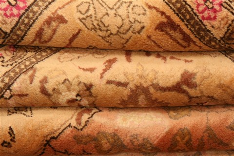 Tabriz Brown Hand Knotted 67 X 107 Area Rug 100-28541 Image 5