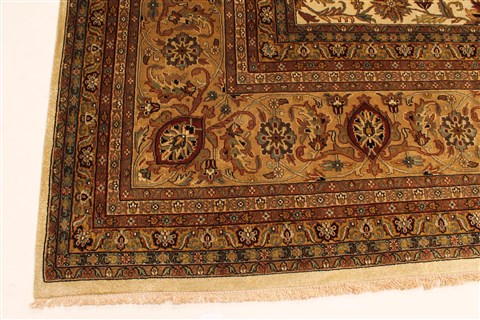 Kashan Beige Hand Knotted 1111 X 152 Area Rug 250-28545 Image 1