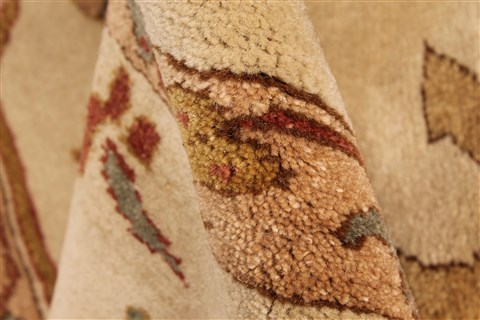 Chobi Beige Hand Knotted 126 X 165 Area Rug 250-28586 Image 9