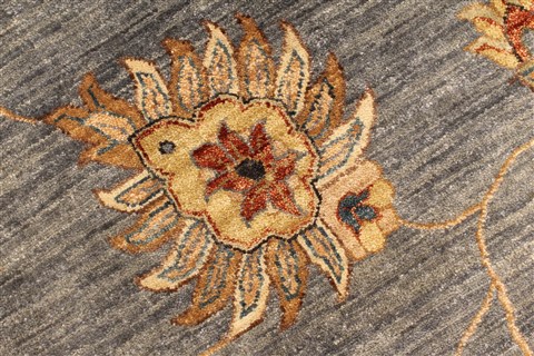 Ziegler Beige Square Hand Knotted 119 X 120 Area Rug 250-28588 Image 11
