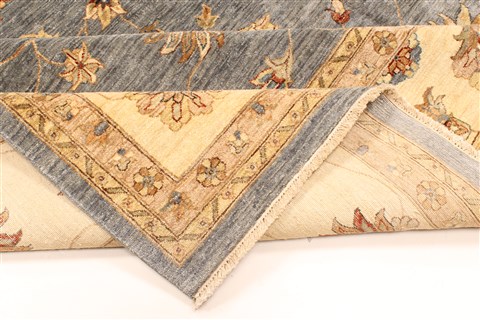 Ziegler Beige Square Hand Knotted 119 X 120 Area Rug 250-28588 Image 6