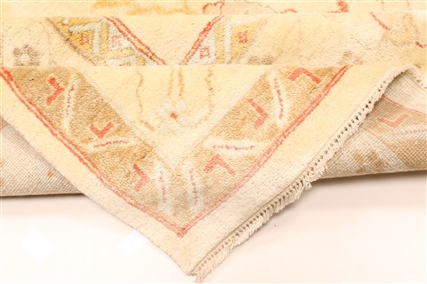 Oushak Beige Hand Knotted 120 X 164 Area Rug 250-28594 Image 6