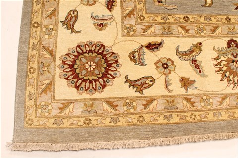 Ziegler Beige Hand Knotted 121 X 154 Area Rug 250-28596 Image 1