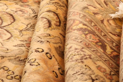 Pak-Persian Yellow Hand Knotted 68 X 910 Area Rug 100-28609 Image 2