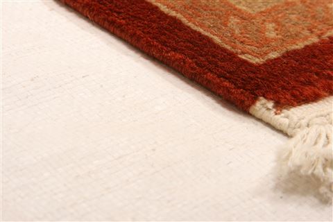 Tabriz Red Hand Knotted 68 X 93 Area Rug 253-28620 Image 5