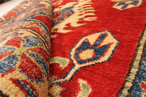 Kazak Red Hand Knotted 38 X 411 Area Rug 250-28630 Image 7