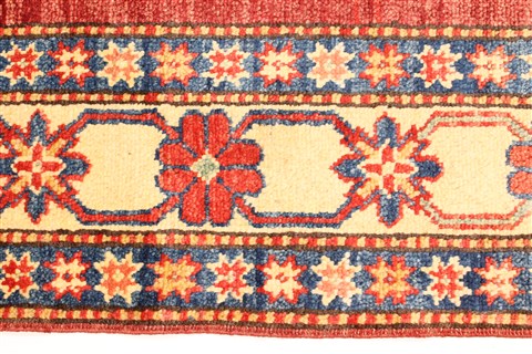 Kazak Red Hand Knotted 41 X 510 Area Rug 250-28650 Image 3