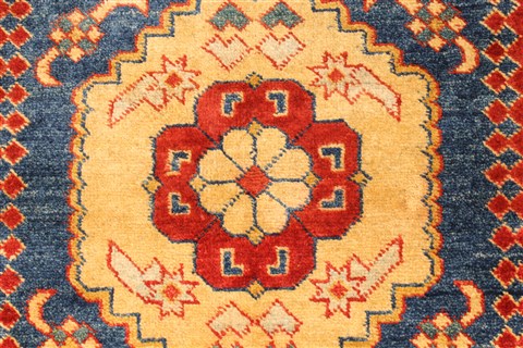 Kazak Red Hand Knotted 41 X 64 Area Rug 250-28651 Image 2