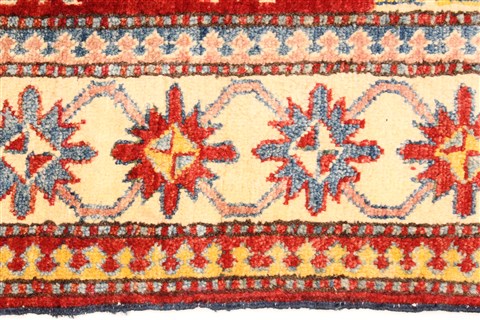Kazak Red Hand Knotted 40 X 60 Area Rug 250-28665 Image 3