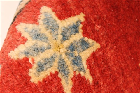 Kazak Red Hand Knotted 40 X 60 Area Rug 250-28668 Image 10