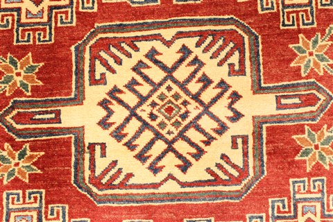 Kazak Red Hand Knotted 42 X 61 Area Rug 250-28681 Image 2
