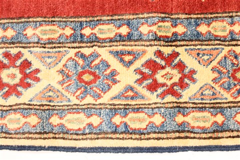Kazak Red Hand Knotted 35 X 59 Area Rug 250-28692 Image 3
