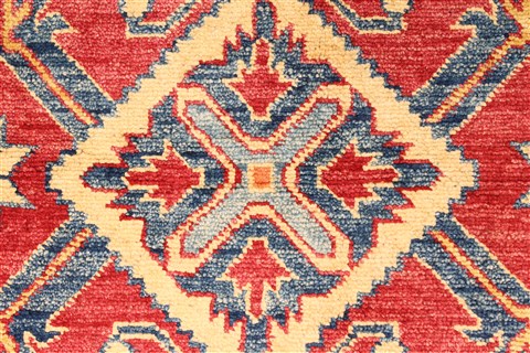 Kazak Red Hand Knotted 37 X 59 Area Rug 250-28697 Image 2