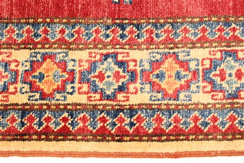 Kazak Red Hand Knotted 37 X 59 Area Rug 250-28697 Image 4