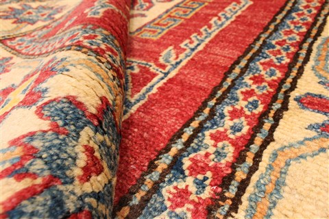 Kazak Red Hand Knotted 40 X 58 Area Rug 250-28700 Image 8