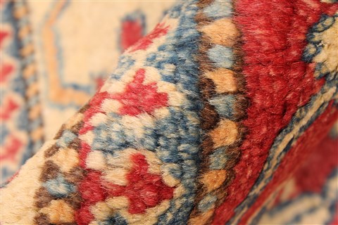 Kazak Red Hand Knotted 40 X 58 Area Rug 250-28700 Image 9