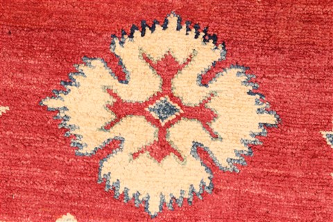 Kazak Red Hand Knotted 41 X 54 Area Rug 250-28701 Image 10