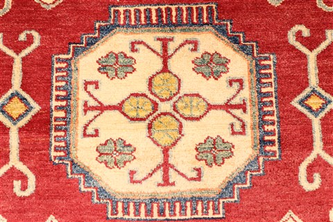 Kazak Red Hand Knotted 41 X 54 Area Rug 250-28701 Image 2