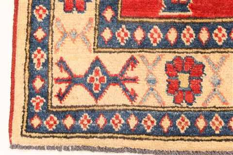 Kazak Red Hand Knotted 40 X 61 Area Rug 250-28703 Image 1