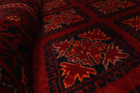 Kunduz Red Hand Knotted 41 X 56 Area Rug 250-28772 Image 7