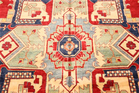 Heriz Red Hand Knotted 116 X 148 Area Rug 250-28796 Image 1