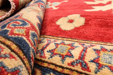 Heriz Red Hand Knotted 116 X 148 Area Rug 250-28796 Image 6