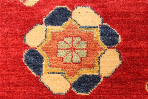 Heriz Red Hand Knotted 116 X 148 Area Rug 250-28796 Image 9