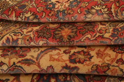 Tabriz Red Hand Knotted 90 X 118 Area Rug 100-28803 Image 4