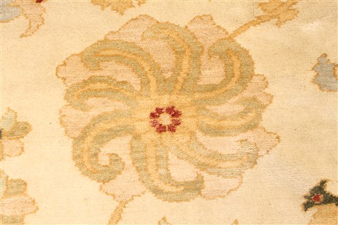 Chobi Beige Hand Knotted 122 X 156 Area Rug 250-28808 Image 9
