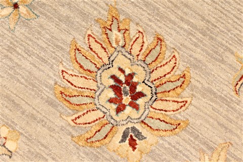 Ziegler Beige Hand Knotted 130 X 203 Area Rug 250-28810 Image 6
