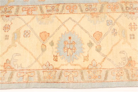 Oushak Beige Hand Knotted 124 X 1410 Area Rug 250-28819 Image 6