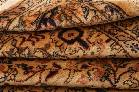 Kayseri Yellow Hand Knotted 83 X 1111 Area Rug 100-28822 Image 3