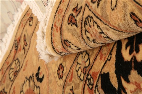 Tabriz Beige Hand Knotted 810 X 112 Area Rug 100-28842 Image 3