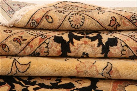 Tabriz Beige Hand Knotted 810 X 112 Area Rug 100-28842 Image 4