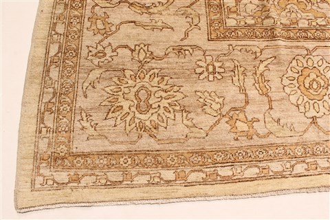 Pishavar Beige Hand Knotted 120 X 203 Area Rug 250-28843 Image 1