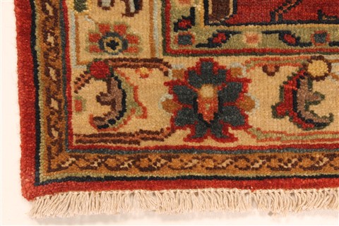 Serapi Beige Hand Knotted 26 X 40 Area Rug 250-28847 Image 1