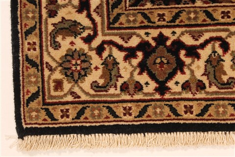 Herati Green Hand Knotted 26 X 40 Area Rug 250-28915 Image 2