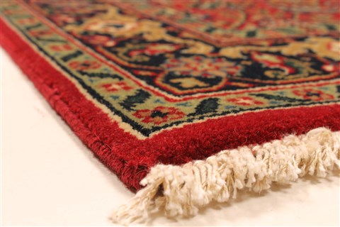 Herati Green Hand Knotted 25 X 40 Area Rug 250-28946 Image 4