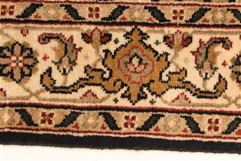 Herati Green Hand Knotted 25 X 39 Area Rug 250-28950 Image 2