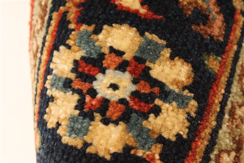 Serapi Orange Hand Knotted 26 X 40 Area Rug 250-28954 Image 4