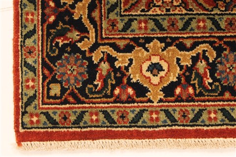 Herati Green Hand Knotted 26 X 44 Area Rug 250-28955 Image 1